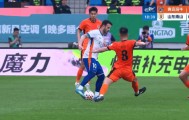 九游娱乐登录入口-4-1！耻辱送温暖！泰山队范戴克式防守致丢球，只踢8分钟好球！